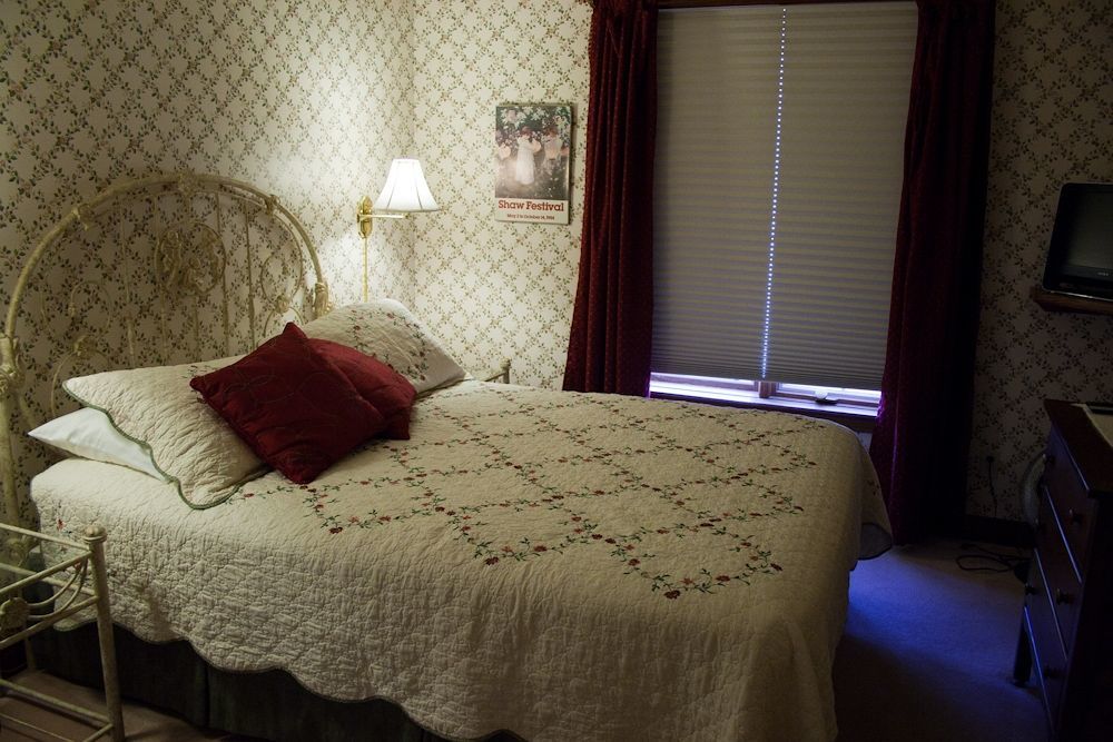Cedar Gables Bed & Breakfast Niagara-on-the-Lake Eksteriør bilde